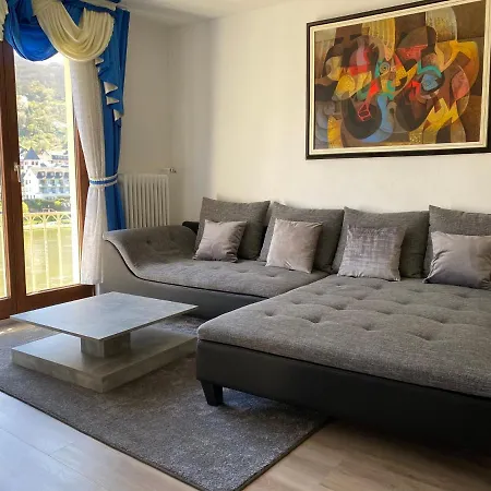 Mit Moselblick Im Moselhaus