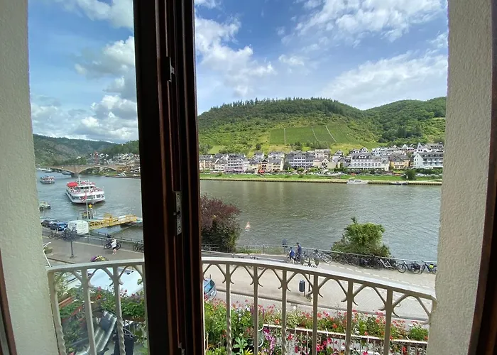 アパート Mit Moselblick Im Moselhaus コッヘム